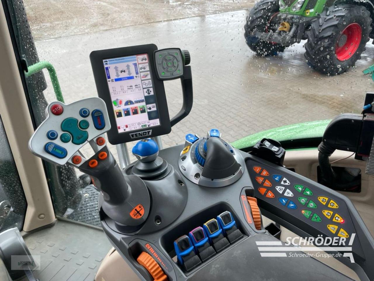 Traktor of the type Fendt 716 VARIO SCR PROFI | RTK, Gebrauchtmaschine in Wildeshausen (Picture 21)
